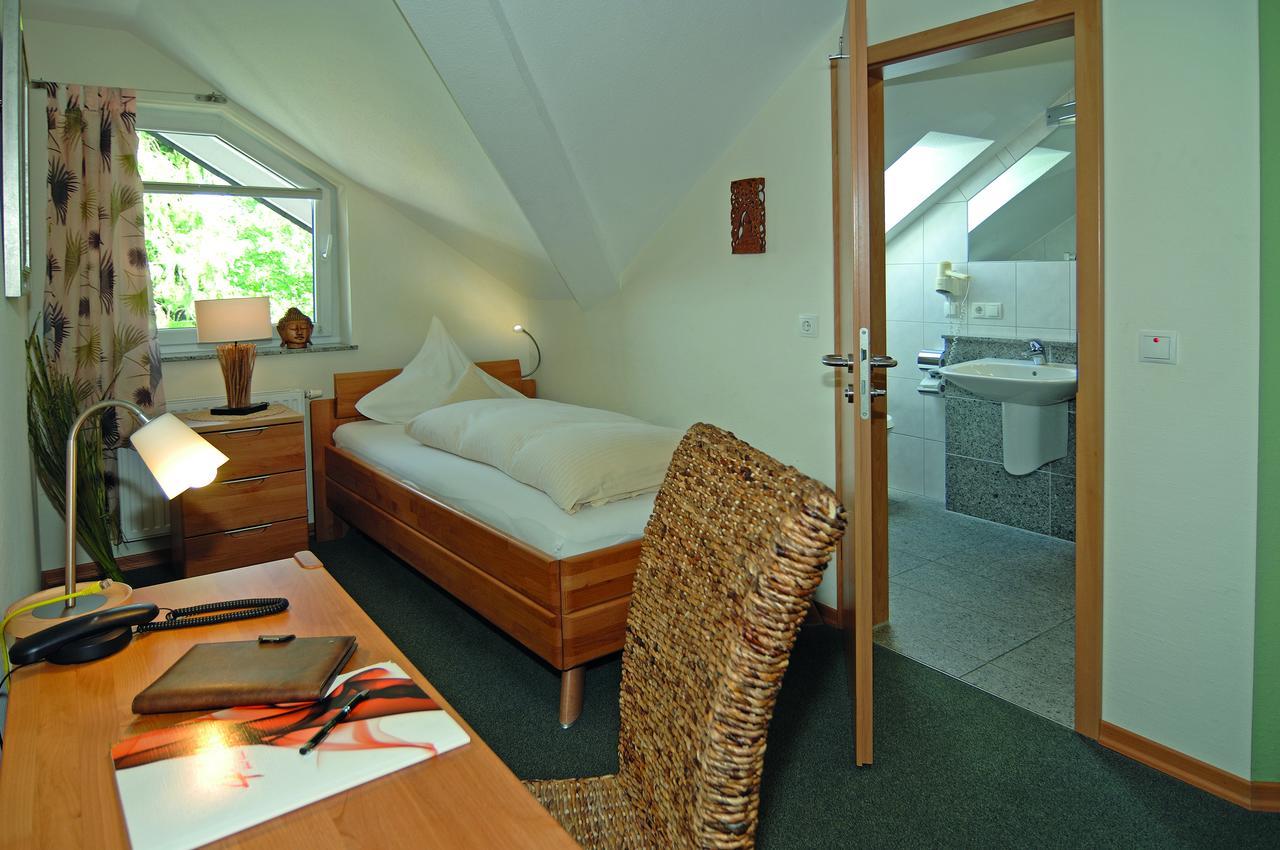 Hotel & Restaurant 4 Winden Windhagen Bagian luar foto